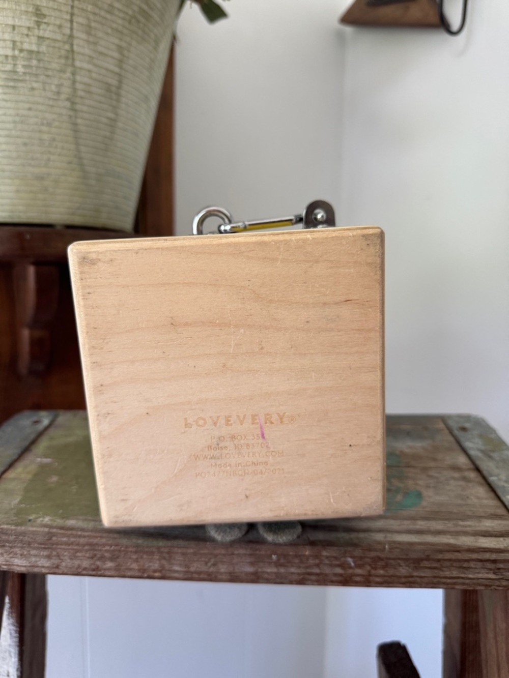 🔐✨ Lovevery Latch and Lock Lockbox Montessori Activity Toy The Realist Play Kit - Picture 5 of 8